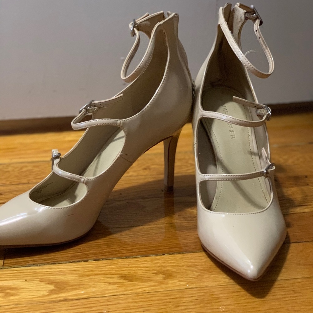 Marc Fisher Tan leather heels with straps